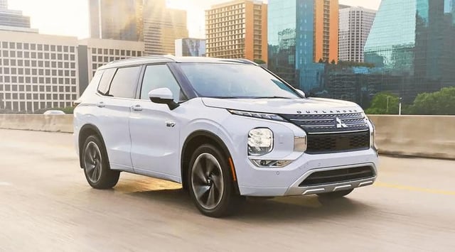 Am I the only one that would genuinely buy an outlander phv?