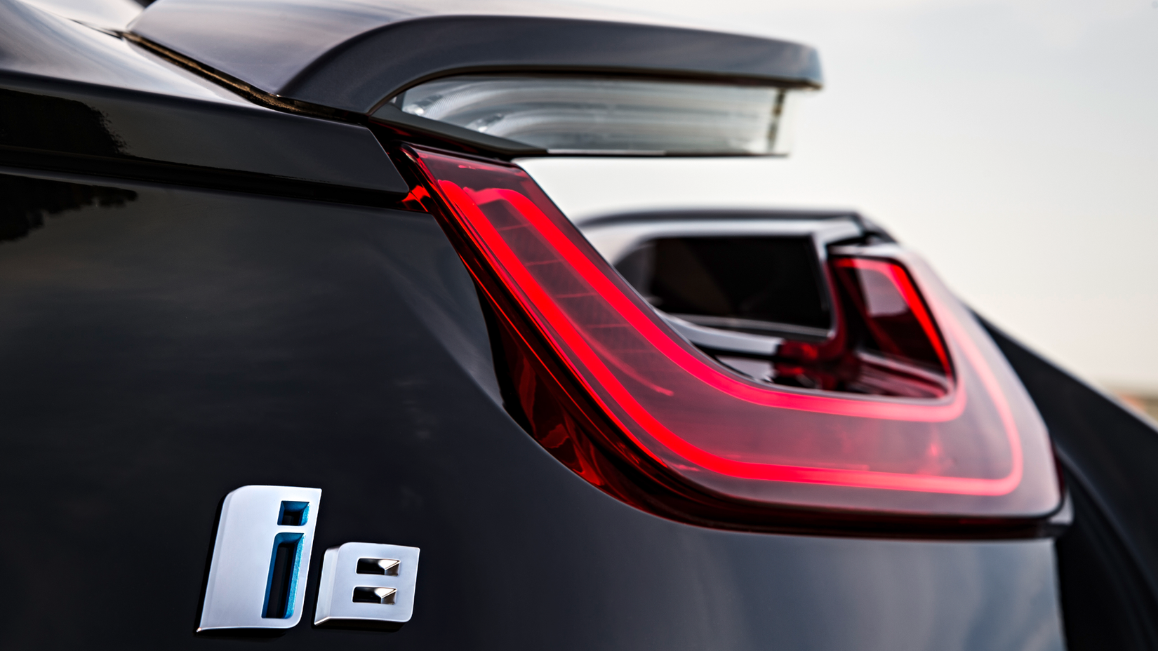bmw i8 badge close up