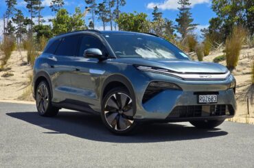 BYD Sealion 8 first drive: premium plug-in