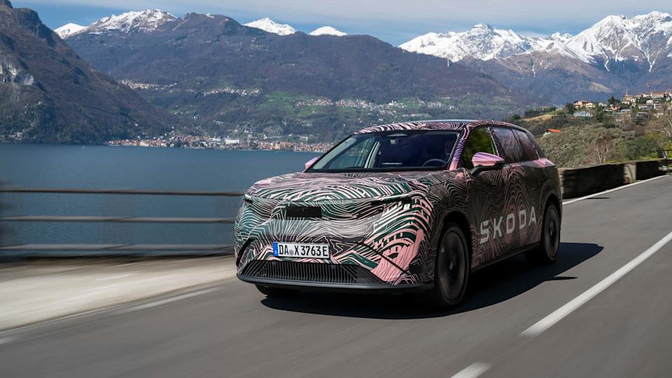 2027 Skoda Peaq teaser