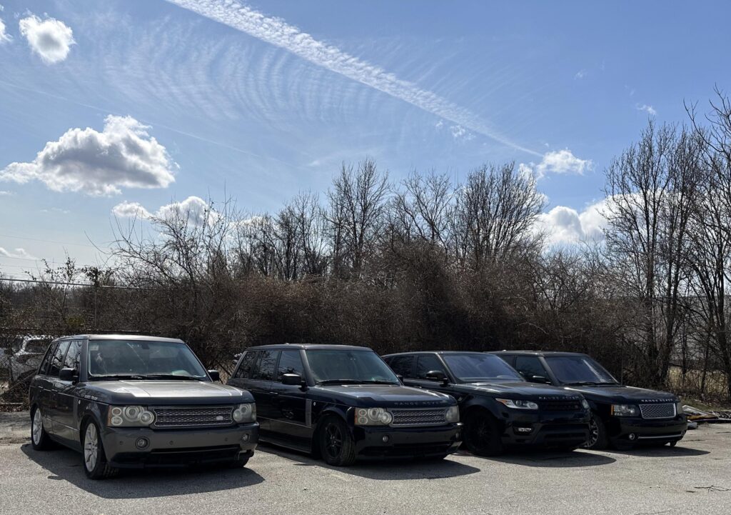 This guy Range Rovers