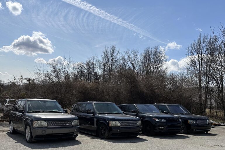 This guy Range Rovers