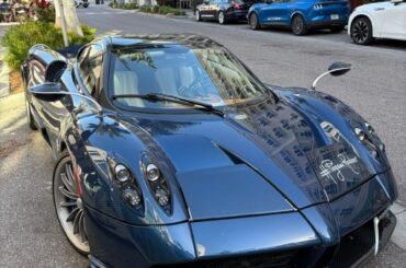 [Pagani Huayra Roadster] spotted in Sarasota, FL