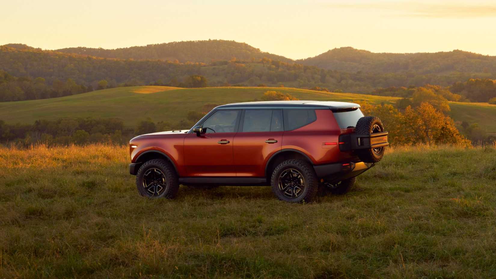 cropped-01_D2-Traveler-Exterior-Major-4974