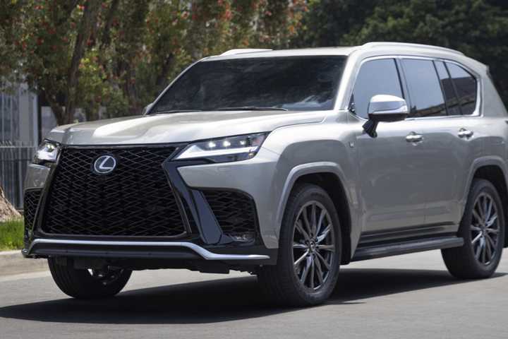 2025 Lexus LX