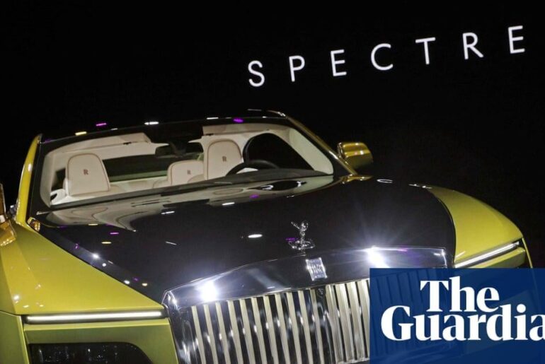 Rolls-Royce scraps goal to go all-electric by 2030