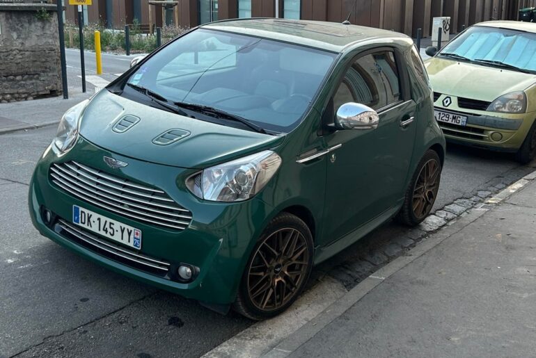 [Aston Martin Cygnet] in the streets of Toulouse
