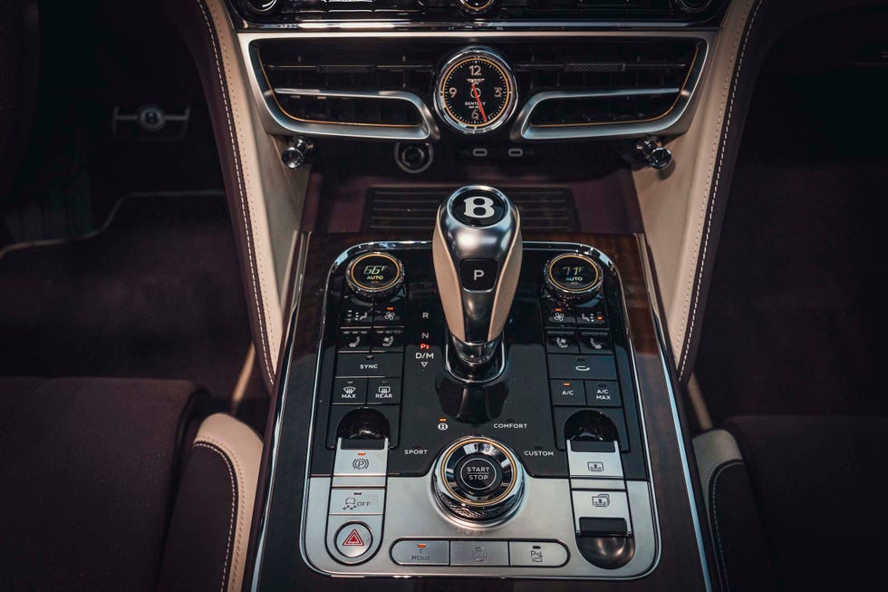 2025 bentley flying spur speed