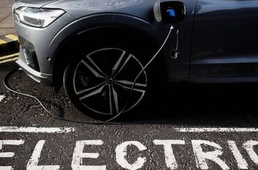 EV sales set to overtake petrol as hybrids dominate new car market