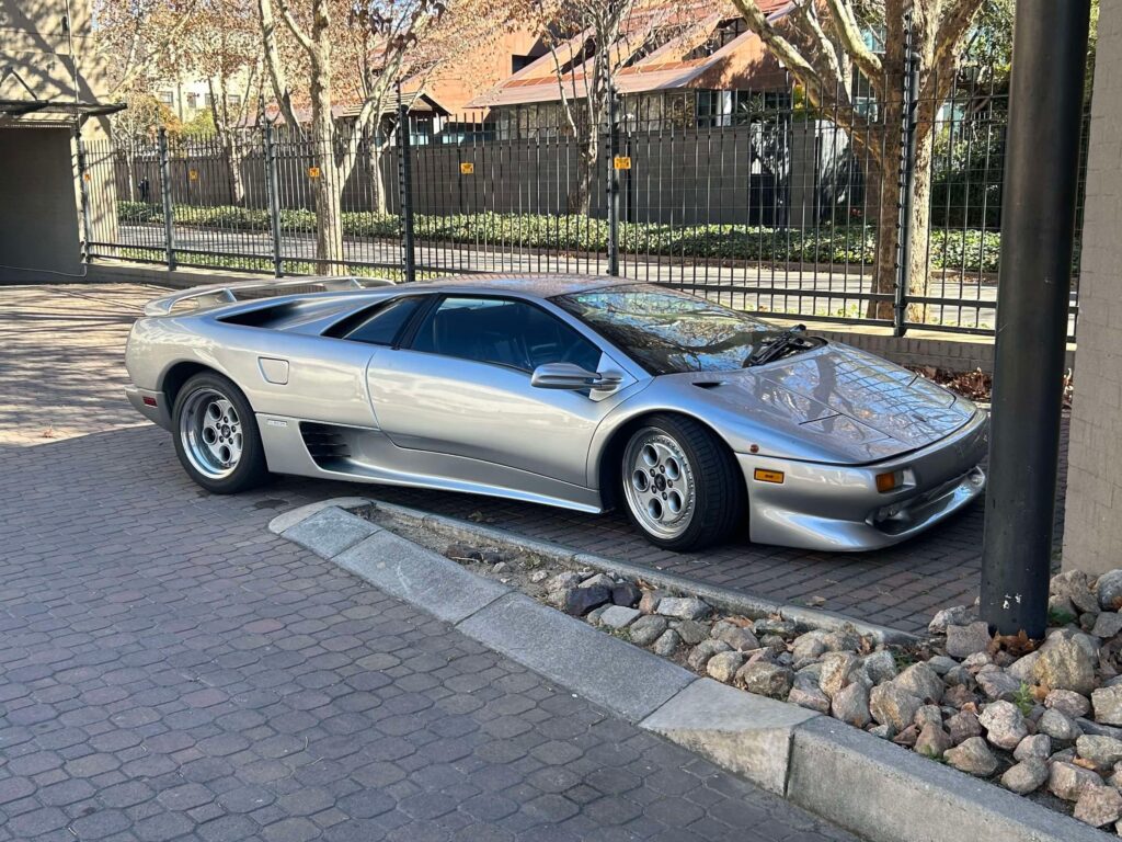 [Lamborghini Diablo] Spotted in Johannesburg, South Africa