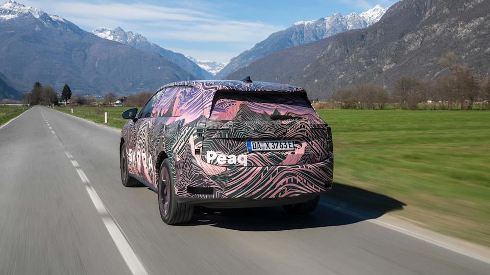 2027 Skoda Peaq teaser
