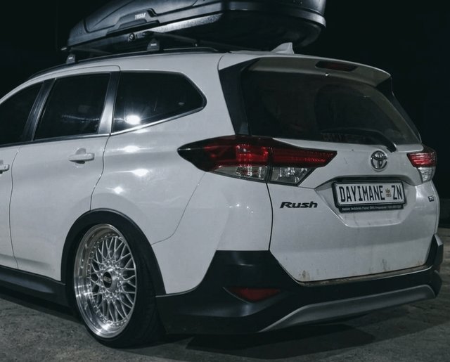 Diamond X's TOYOTA RUSH