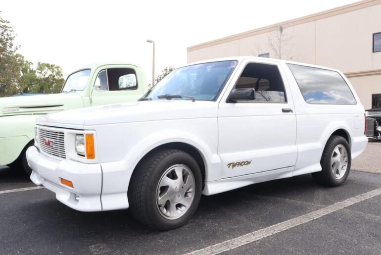 1992 GMC Typhoon