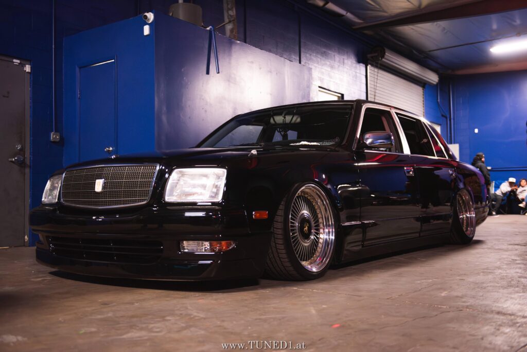 Toyota Century [6016 x 4016] Full Junction Produce Bodykit