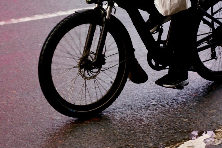 NYC cyclists, e-bike riders will no longer receive criminal summonses for low-level traffic offenses