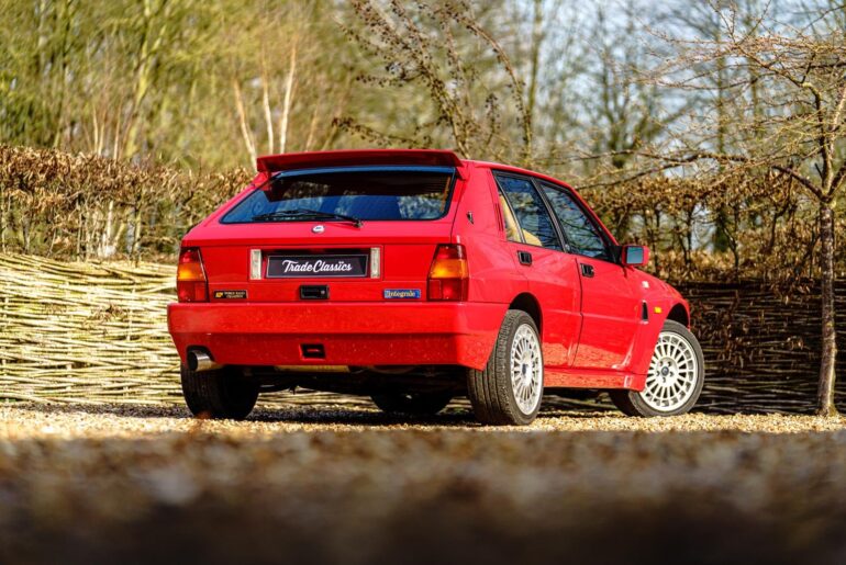 Lancia Delta Integrale HF (1600 x 1067)