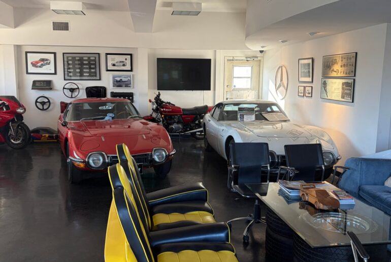 Never thought I’d see one yet alone 2 in person plus [2000GT] [240z][Lancia Delta]