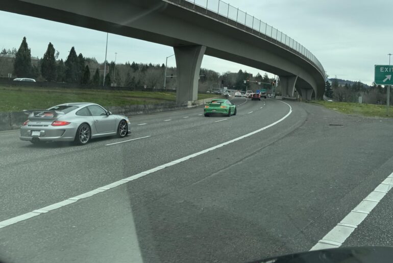 [Porsche GT3] x2 cruising down the 217