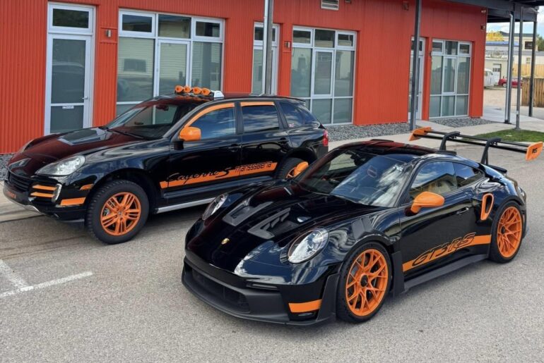 Porsche Cayenne Transsyberia and 911 GT3 RS [1440x1457]