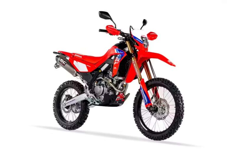 Honda's CRF 300 L Gets Sick Enduro Upgrades, But Only If You Live In One Place