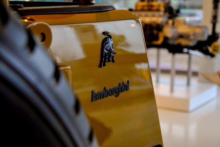 Lamborghini LM002 [OC][4288x2848]