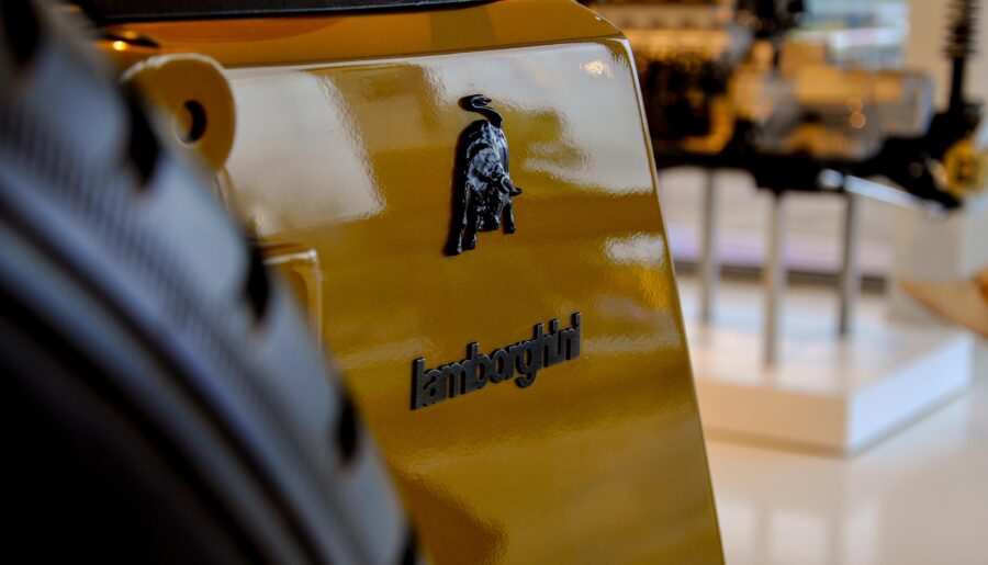 Lamborghini LM002 [OC][4288×2848]