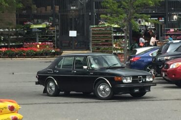 [Saab 99] Making a Home Depot run…when I was a kid we had one just like this in yellow.