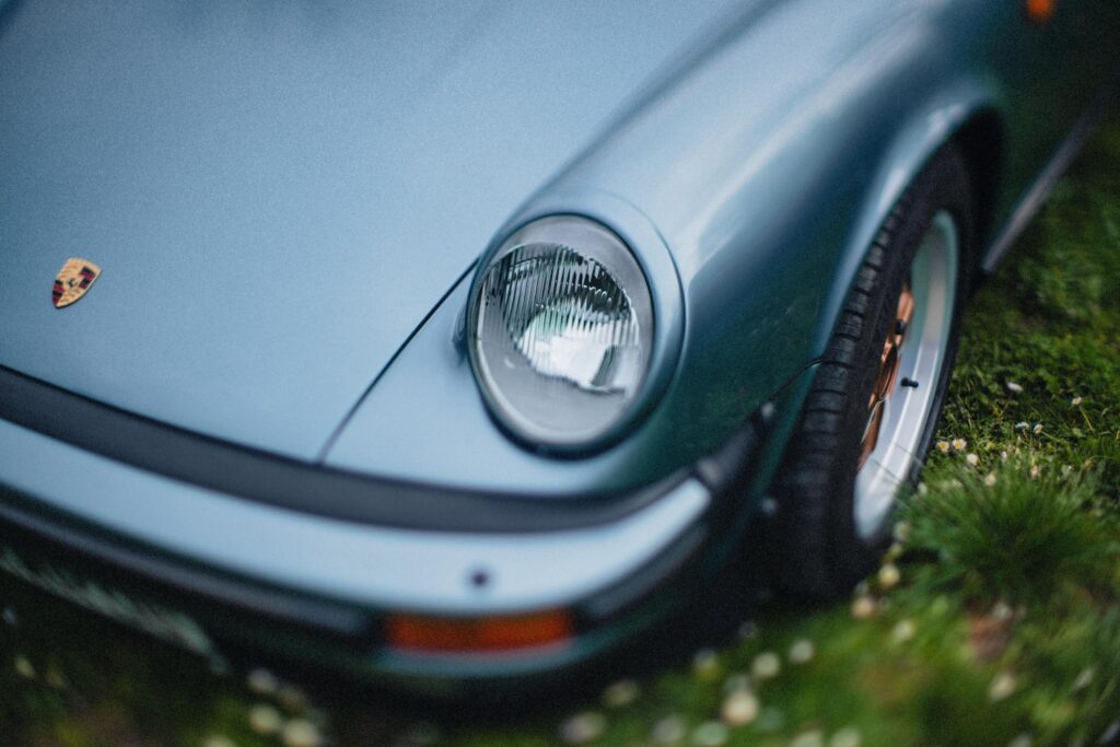 I took a picture of a 911 Turbo [6736x4491]