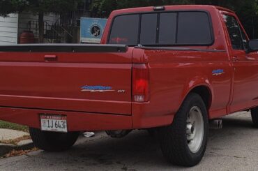 [Ford F150 Lighting] spotted in Illinois, have never seen a early lighting like this one before