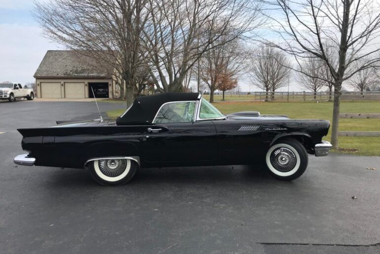 Classic & Then Some: 1957 Thunderbird.  312ci V8 300hp 340 ft-lb torque