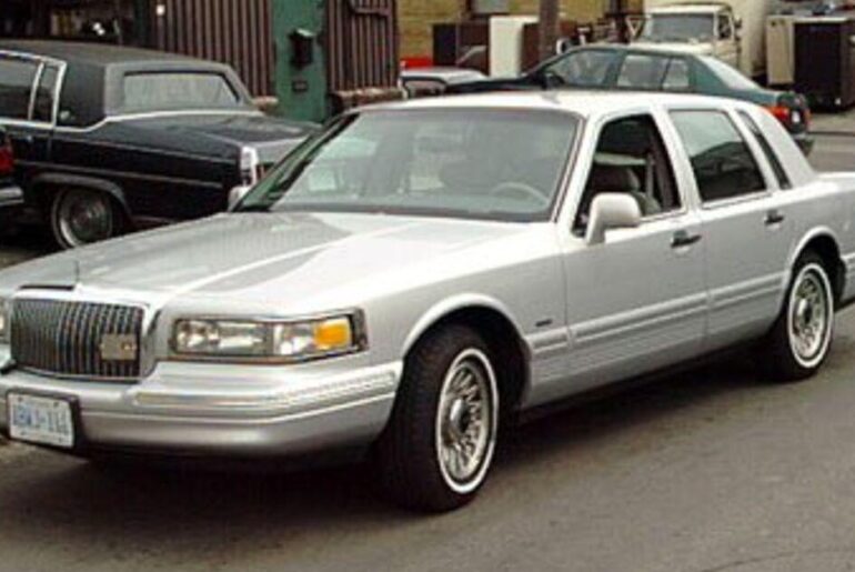 Opinions with 1995 Lincoln Town Car?