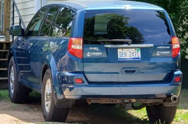 [Isuzu Axiom] spotted in Michigan, I think this car has one of the coolest looking designs ever
