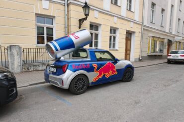 [Red Bull Mini] Looks like a newer model