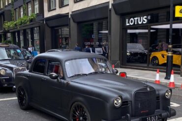 [1961 Mercedes Ponton] with C63 6.2L V8 engine swap