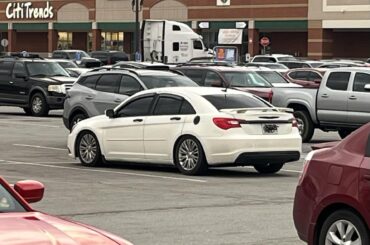 With all the recent Dodge Stratus content, I thought I’d share this Chrysler 200 I spotted yesterday.