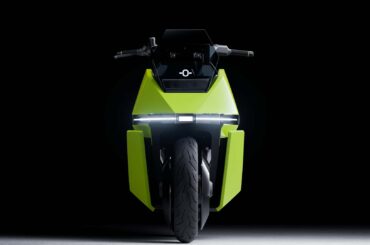 Do We Really Need A Self-Balancing EV Scooter? Omoway Sure Thinks So
