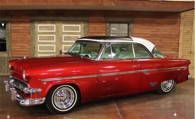 1954 Ford Skyliner 350ci V8, Power Steering & Brakes. Automatic Transmission