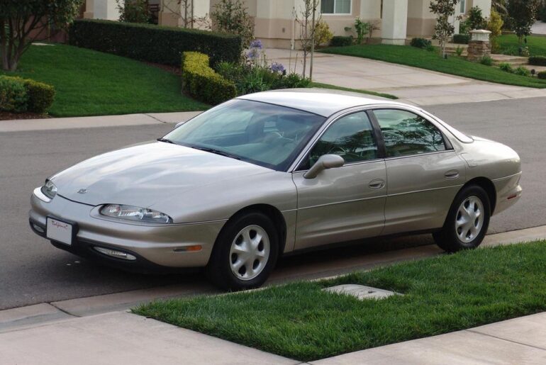 Collectible or Forgettable?: 1997 Oldsmobile Aurora