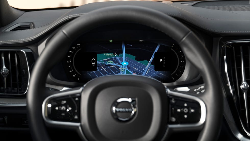 Volvo instrument cluster with navigation display