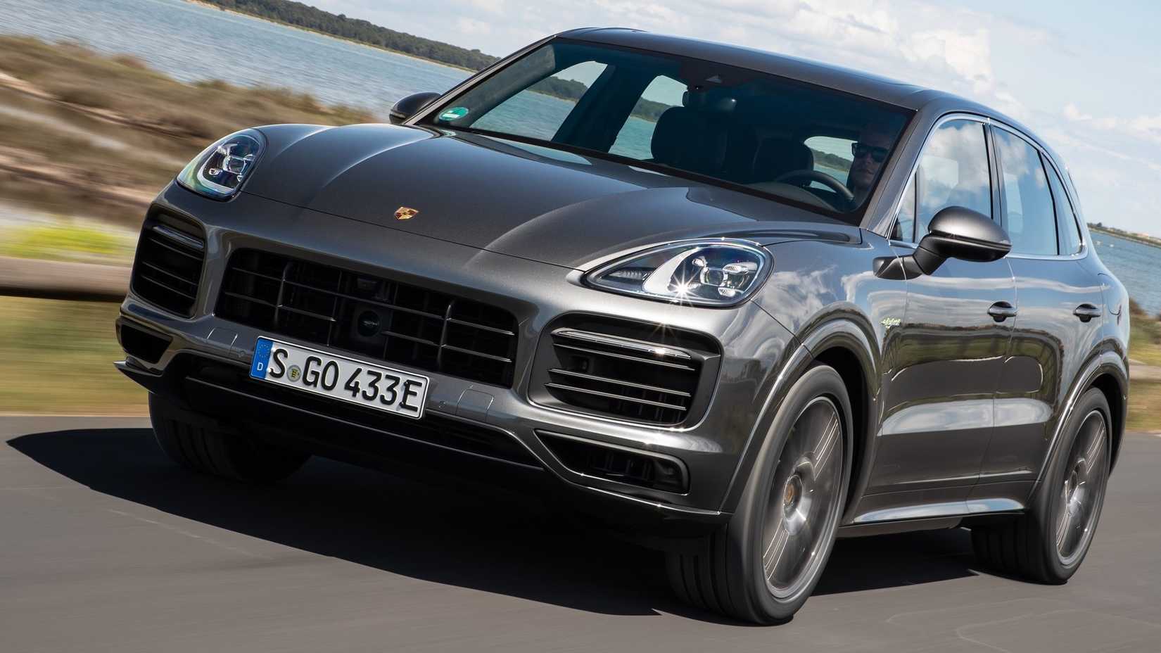 2018 Porsche Cayenne E-Hybrid