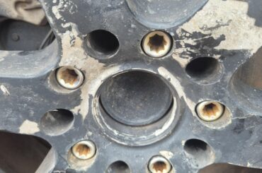 What socket do I need to change this tyre?