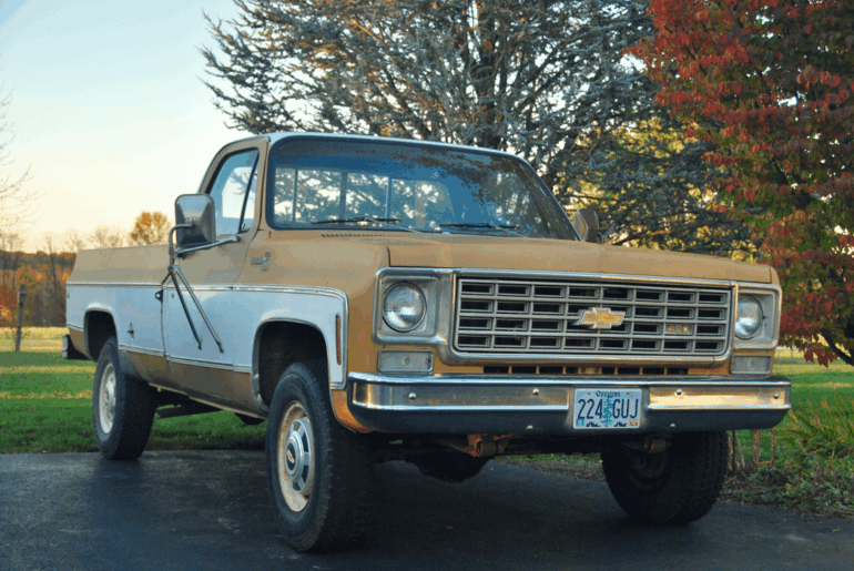 Original Chevrolet Silverado/GMC Sierra, official cars of?