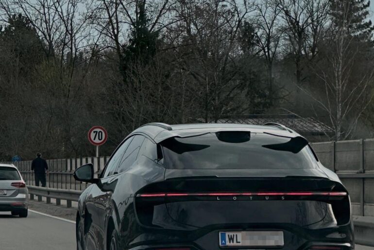 I was like: „Is that a [Lotus Eletre]??“