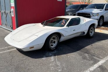 [Sterling Nova Kit Car] this car is very low. Owner was cool.