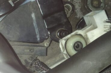 Problème de tringlerie de boite de vitesse auto RENAULT Clio II 1.4 16V