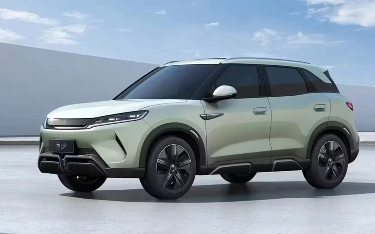 28-year-old Baltimore resident on quest for affordable Chinese EV would do anything to even test drive one