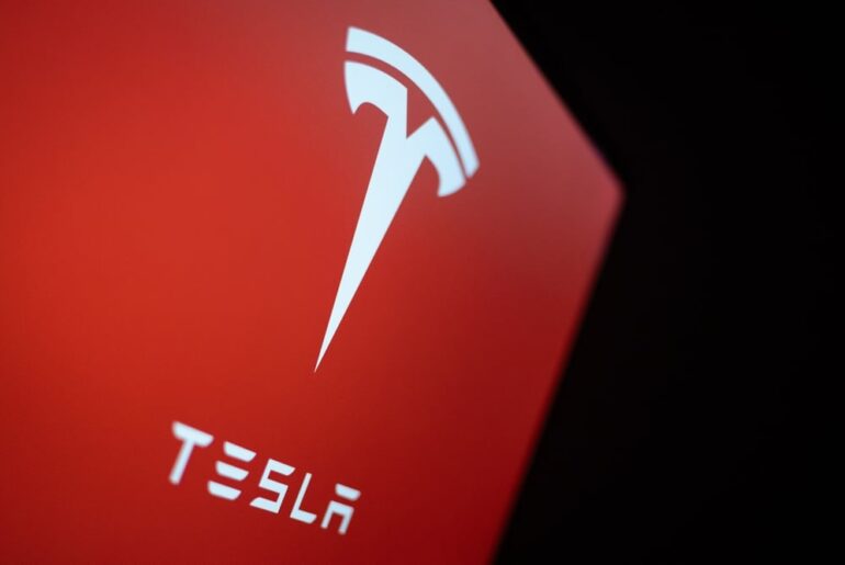 Is Tesla Building a 100 GW U.S. Solar Giant With Chinese Equipment? • Carbon Credits