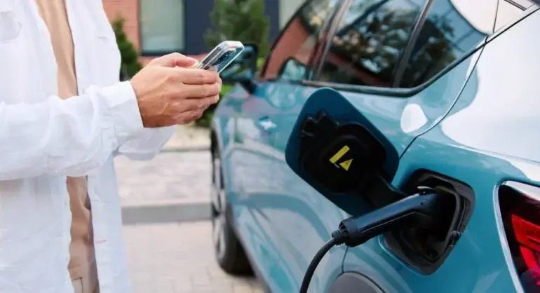 Daily Mail corrects electric car story after Yougov poll finds public were misled