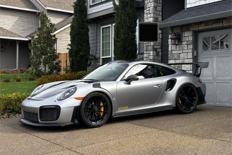 Super excited that I just spotted this! [Porsche GT2RS]!!! Absolute beauty! Wilsonville, Oregon.