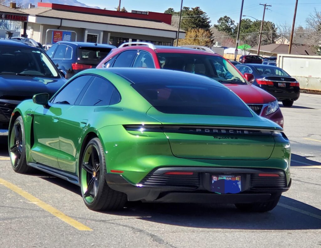 [Porsche Taycan 4s] getting groceries